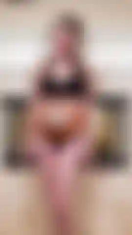 Overdue Painted Pumpkin Belly, Body Changes