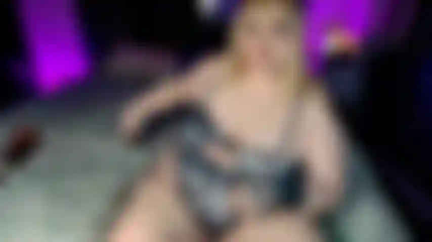 Nude Ass Flexing/Humping