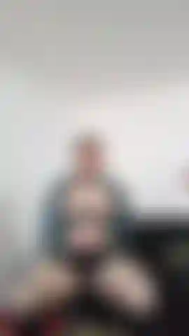 #Mistres-Mara #Submissive Leah #tits #esposas #Pinzas of Weight #BRAKE BRAKE #lesbian #bdsm #mordaza # ojos vendados #pinzas en tetas #pinzas en coo #masturbacion #sexy mistress #bbw #milf #kisses #sexo oral