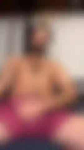 This is how I touch myself when Im bored