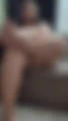 watch me suck my toes