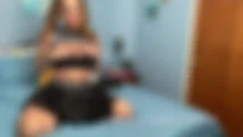 In this recorded can clip I am having phone conversation about cuckholding as I am role playing in cheerleader costume. Dirty talk, dildo fucking. I show off my big ass, tight pussy and mature boobs.