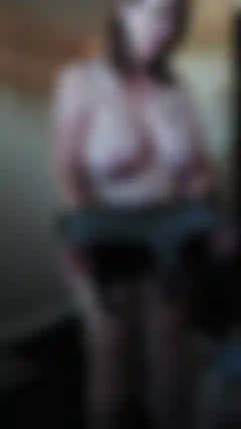 Me showing off my big yummy tits