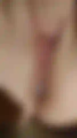 Milf wife playing with pussy