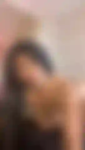 I want to lose myself in the labyrinth of your skin and that there is no way out.