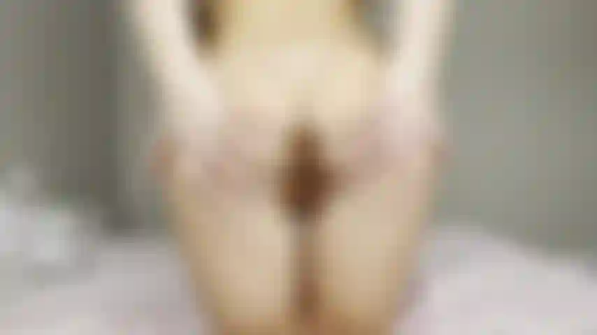 28.12.2022 Solo. Watch me stick the anal plug in my tight ass then fingering it doggy.