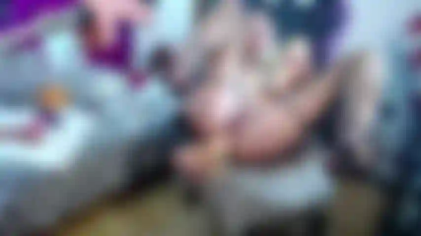 Solo masturbation DP BIG DILDOS