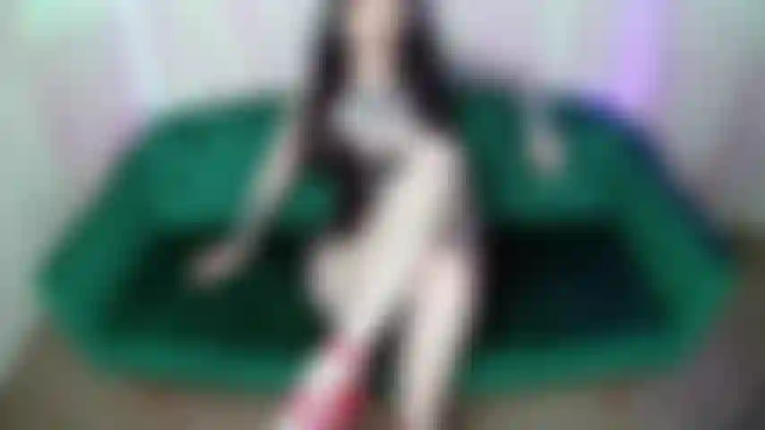 Worship My 10 Inch Heels