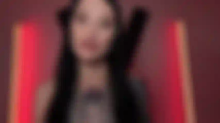 8 Inch Boot Heel Sucking & Spitting